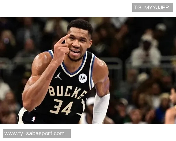 字母哥本赛季出战697分钟狂砍700分展现狠劲实力