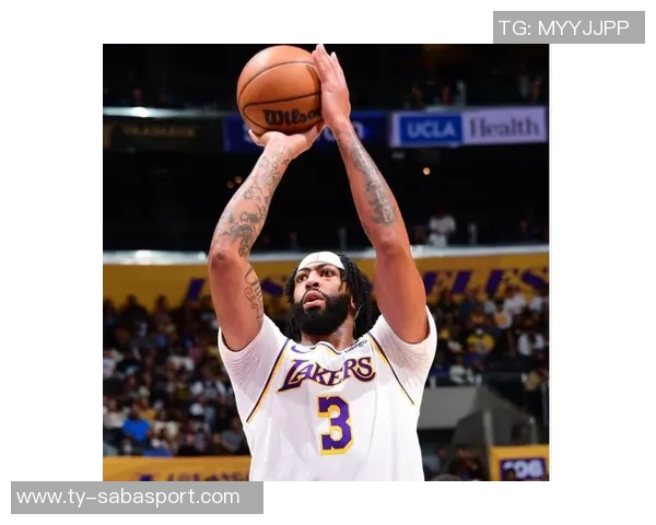 浓眉生涯14季仅5季出战超65场展现玻璃人属性引发关注