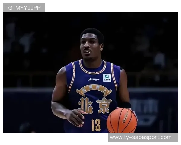 北京全运男篮热身赛大胜北控新外援雷吉佩里与西布龙首次亮相 北京全运男篮热身赛大胜北控新外援雷吉佩里与西布龙首次亮相