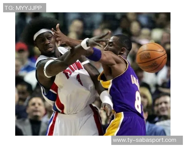 布劳恩遗憾未能挑战老队友小乔丹隔扣机会引发热议 布劳恩遗憾未能挑战老队友小乔丹隔扣机会引发热议