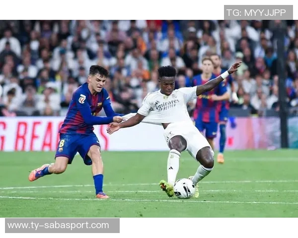 佩德里在德比战中展现领袖风范成为西班牙人无声英雄的背后故事