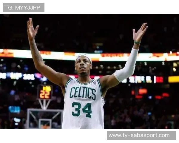 皮尔斯评论快船小卡球衣退役问题认为出场次数不足 皮尔斯评论快船小卡球衣退役问题认为出场次数不足